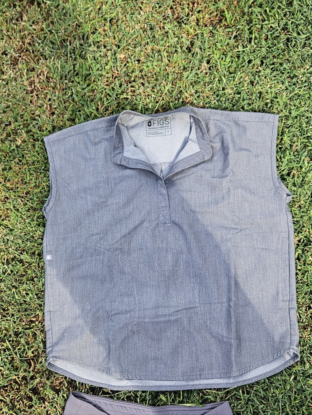 Figs Rafaela Scrub Top - Picture 3 of 3